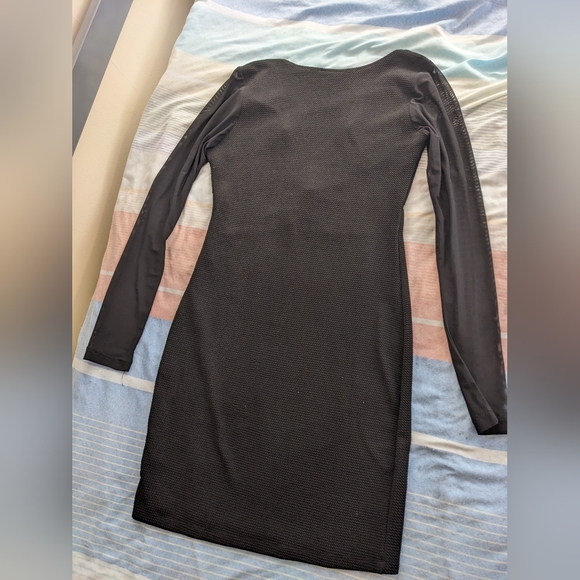 Black Bodycon Low Plunge V-Neck Dress - Picture 3 of 6